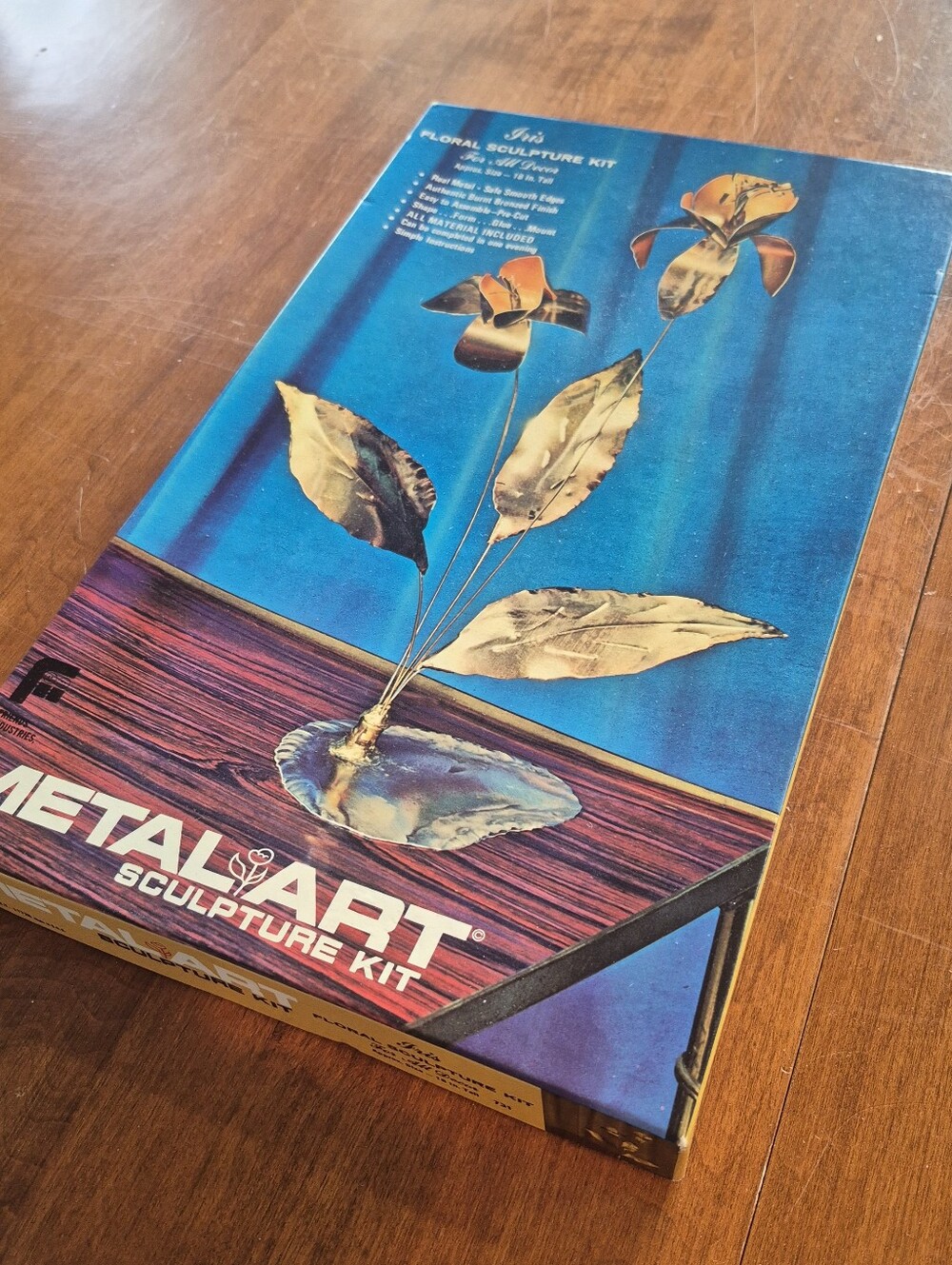 1970's Floral Metal Art Kit